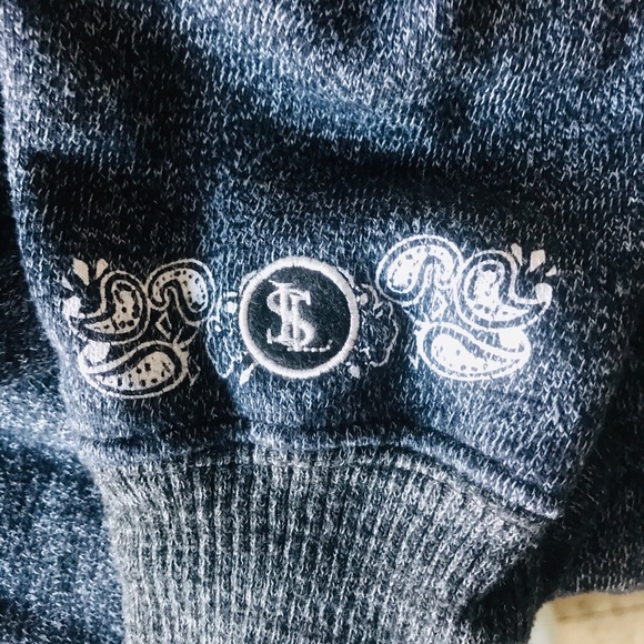 Grey pull over hoody Size Medium - Picture 6 of 10